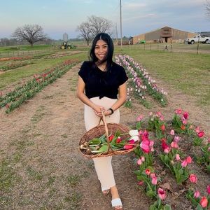 Meet your Posher, Lissette